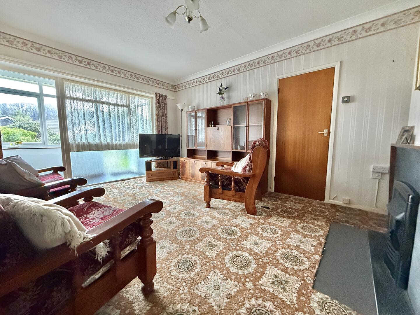 3 bed property in Alexandra Close, Redruth